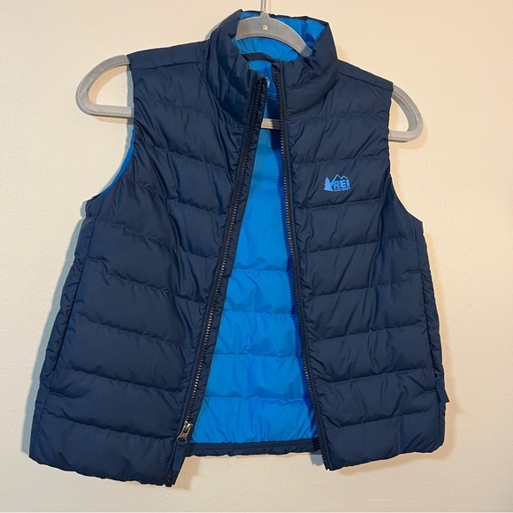 REI Co-Op Down Filled Two Tone Blue Puffer Vest Size Medium Outdoor Warm Layers - Picture 2 of 7